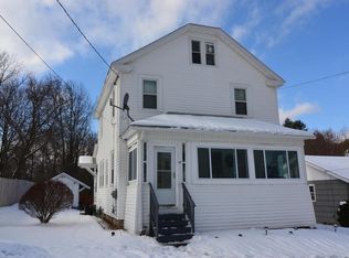 87 Mohegan St, Pittsfield, MA 01201
