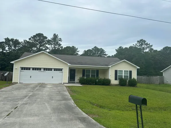 212 Sweet Gum Ln, Richlands, NC 28574