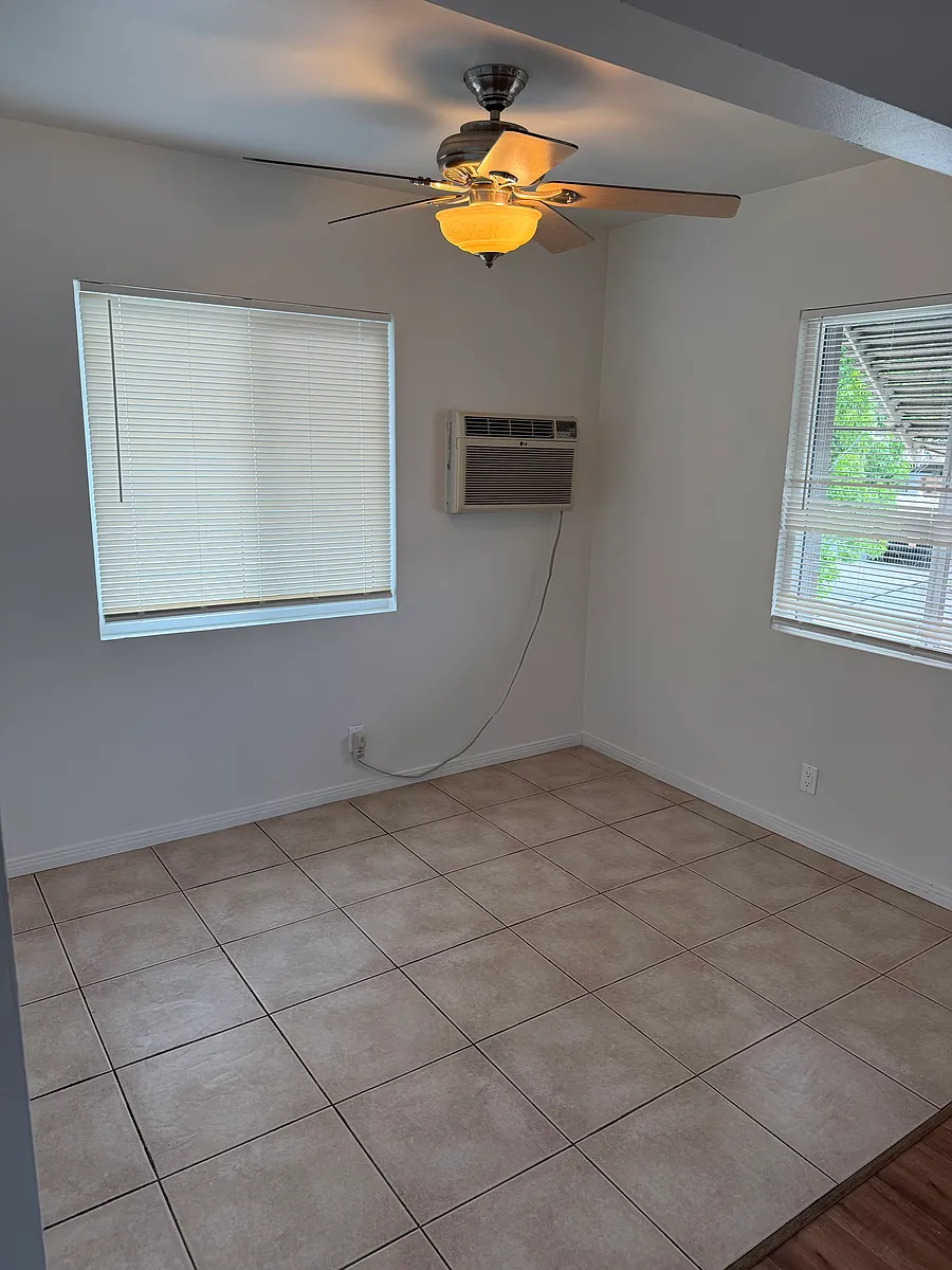 Building Photo - 5542 Kester Ave #5