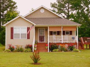 47 Randall Rd, Colonial Beach, VA 22443