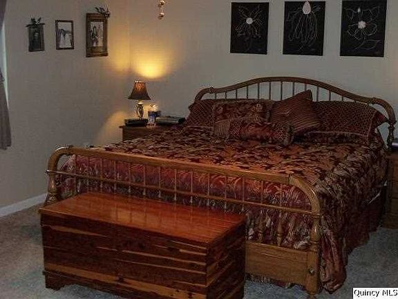 Home for Sale in Quincy, IL $185,900