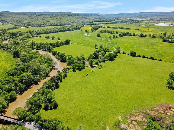 5th image of 10831 & 10836 Bray Rd