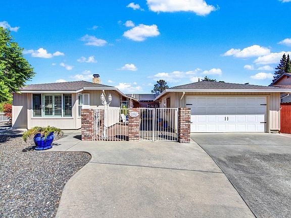 5th image of 2986 Carmel Way
