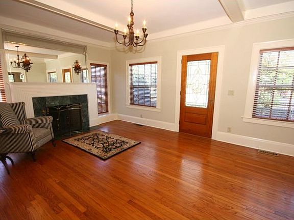 3rd image of 218 E Copeland Dr