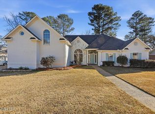 513 Windsor Dr, Brandon, MS 39047