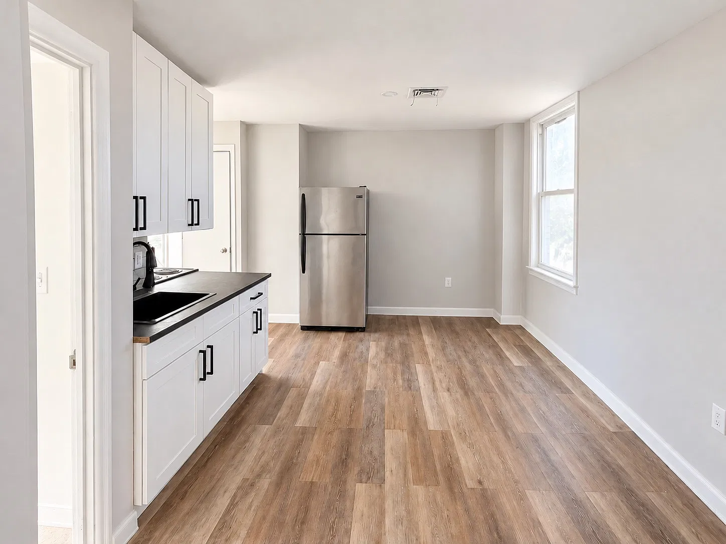 2 bed, $1,350 — Photo 4
