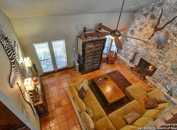 4th image of 13618 W INWOOD PARK