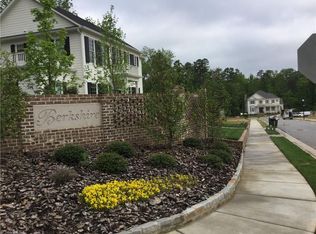 2104 Berkshire Pl, Greensboro, NC 27408