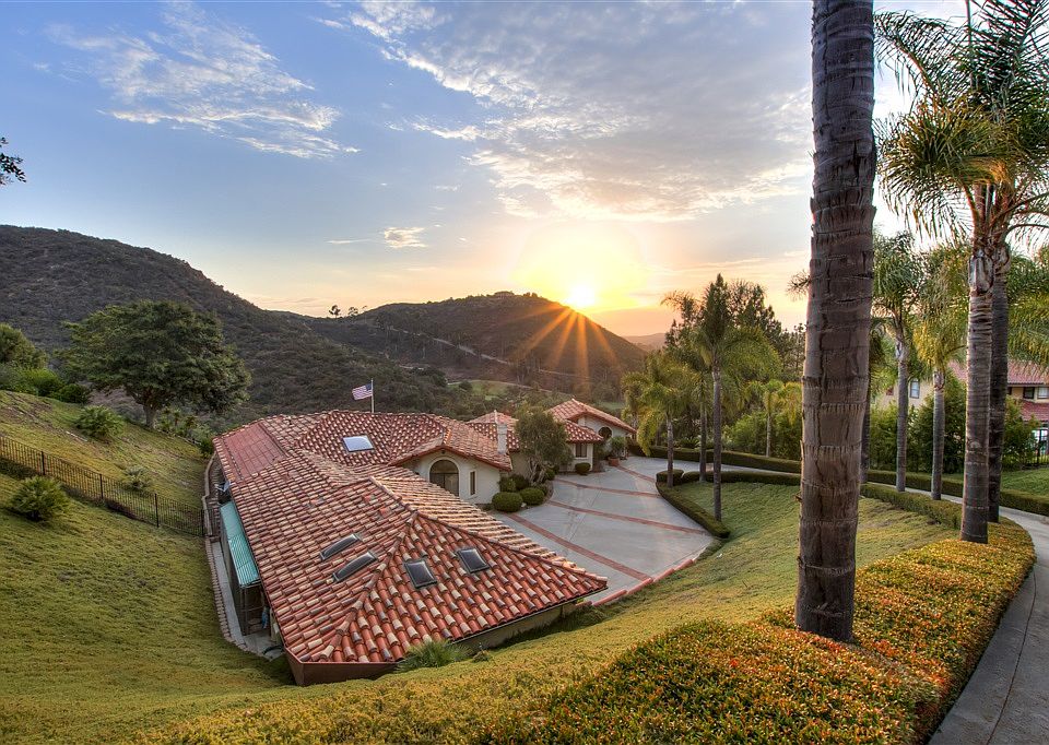 1st image of 29590 Vista Valley Dr