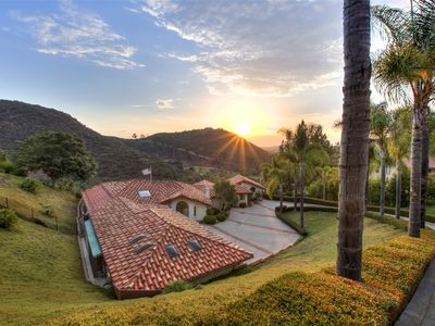 29590 Vista Valley Dr, Vista, CA, 92084