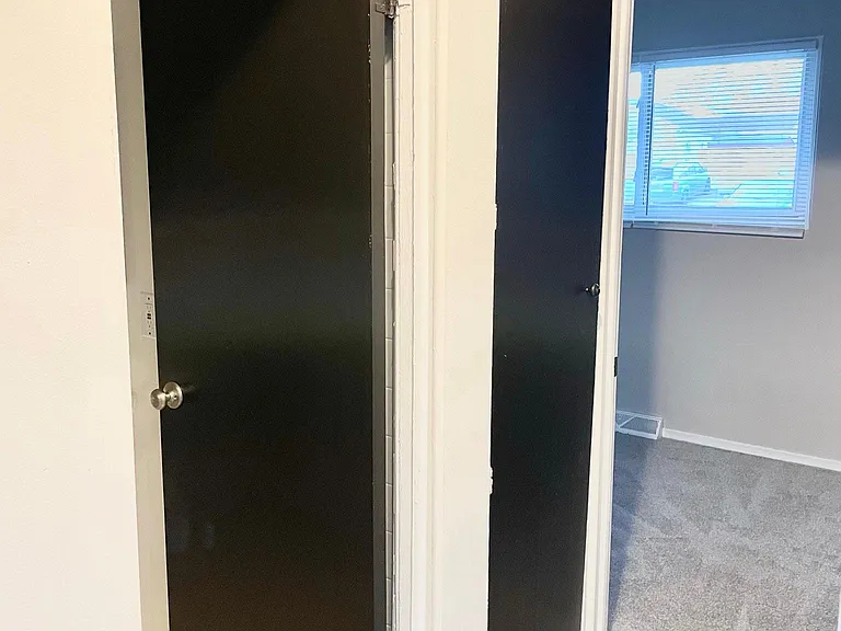 36155 Theresa St #36155 — Photo 17