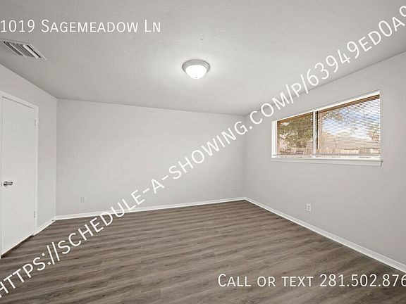 2nd image of 11019 Sagemeadow Ln