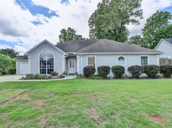 500 Birch Forest Ln, Johns Creek, GA 30005
