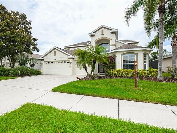 2nd image of 323 Londonderry Dr