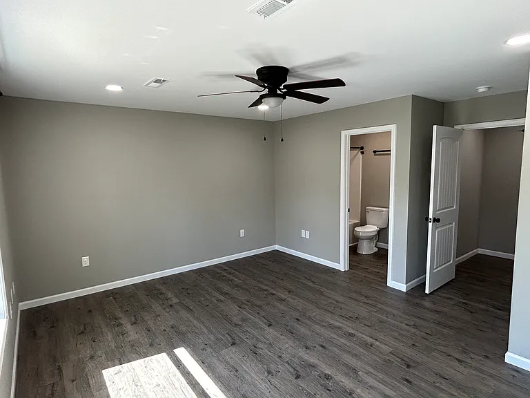 307 Keswick Dr — Photo 15