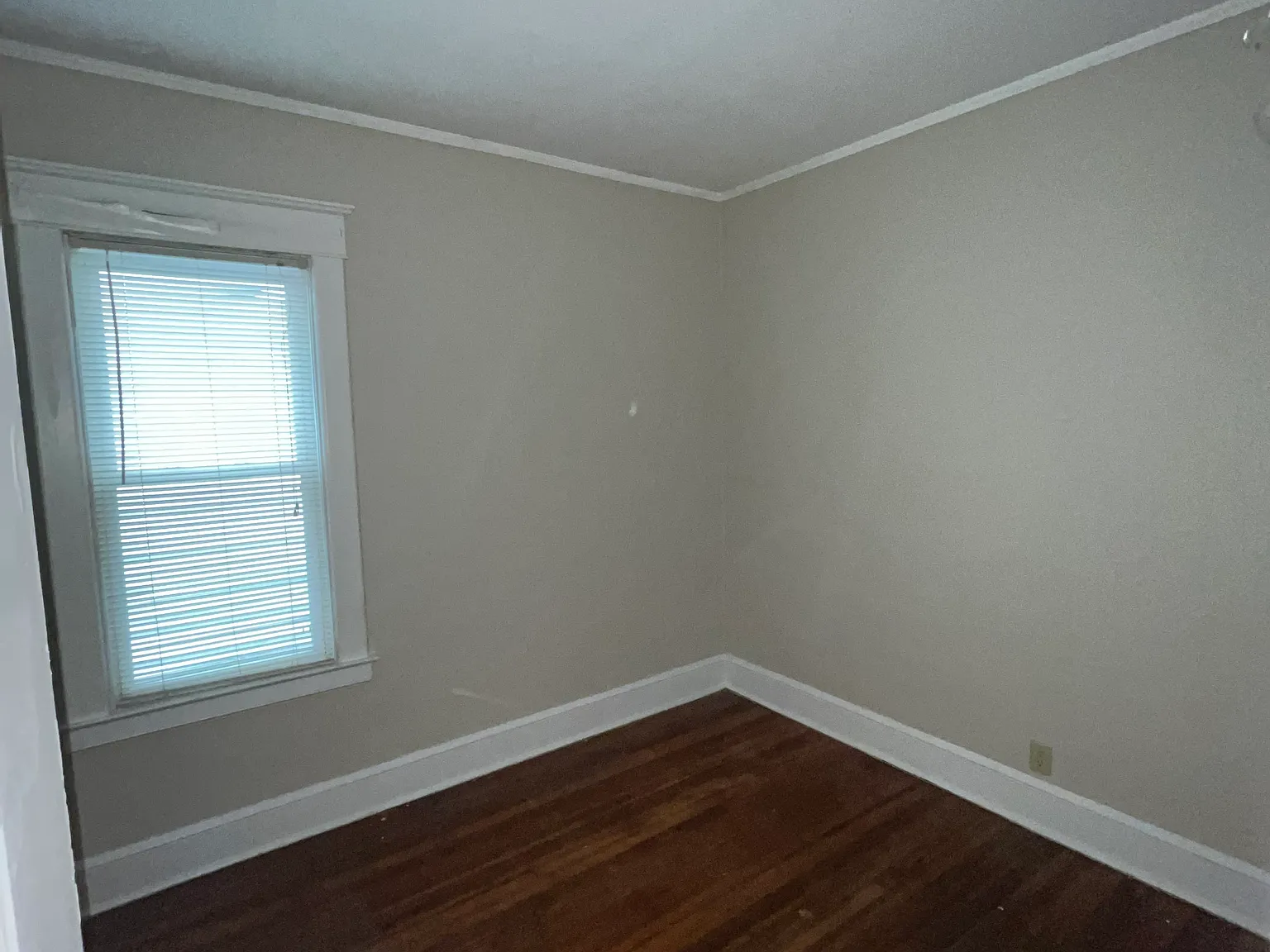 3 bed, $1,500 — Photo 4