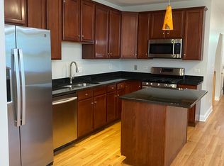 4222 S Indiana Ave APT 1, Chicago, IL 60653