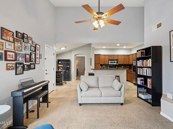 4th image of 1351 N PLEASANT Drive #2061