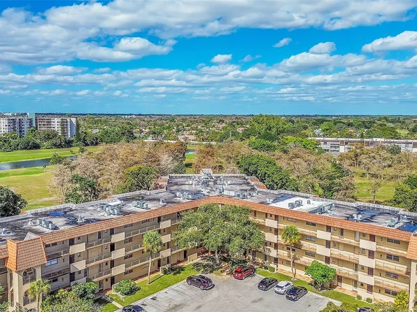 6301 N Falls Circle Drive #408, Lauderhill, FL 33319