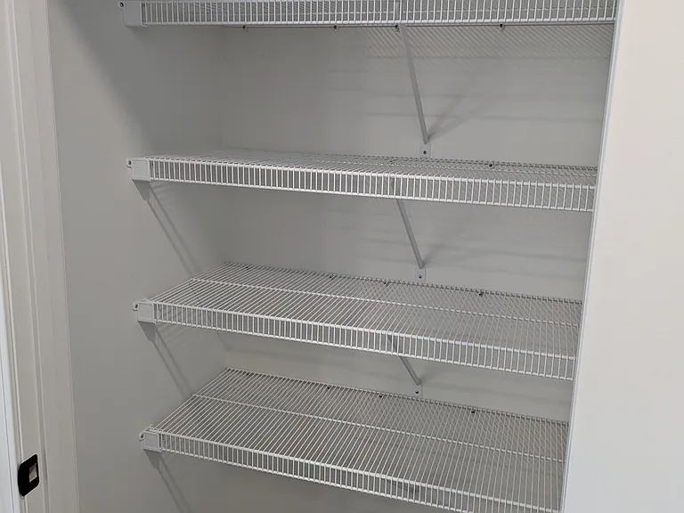 113 Edgefield Rd — Photo 38