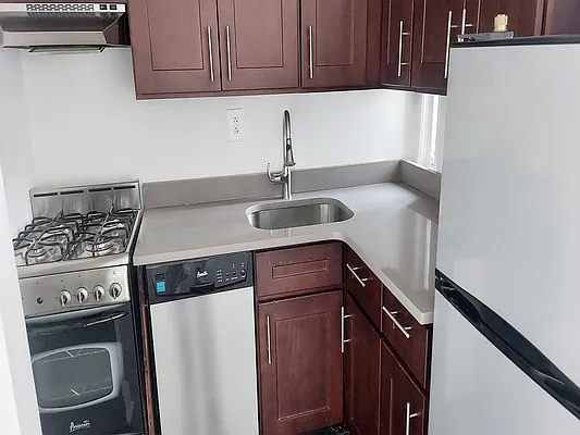 Rented by Corcoran | media 7