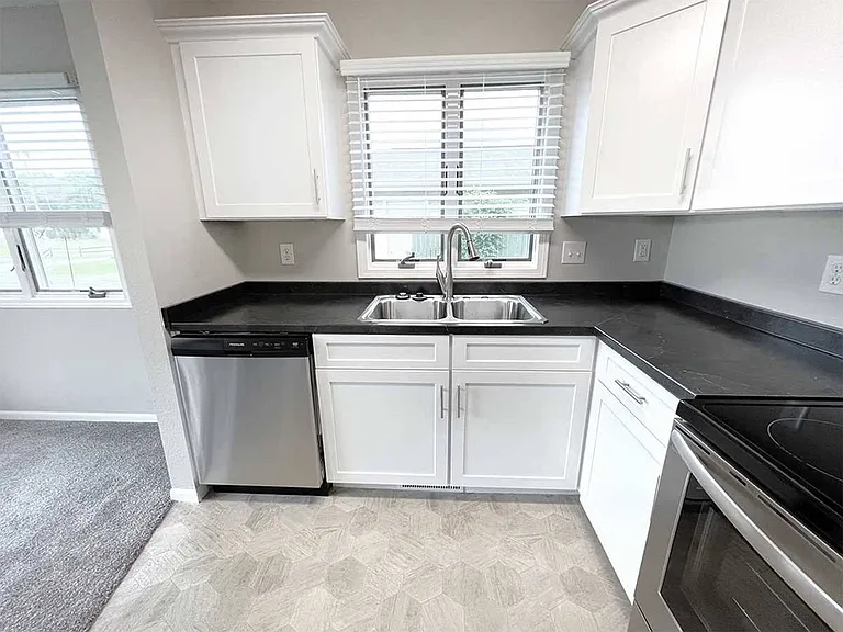 Modern Open Kitchen Layouts