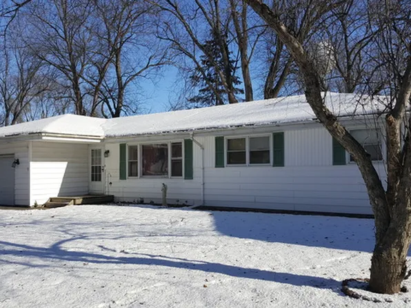 111 Strasma East Dr, Kankakee, IL 60901