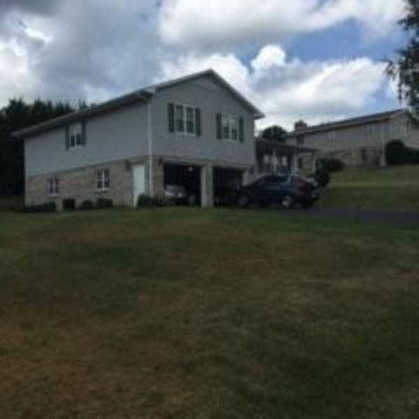 1st image of 315 Arrow Ln
