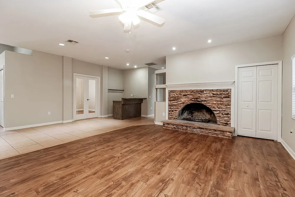 4 bed, 3.5 bath, 3416 sqft, $3,580 — Photo 3