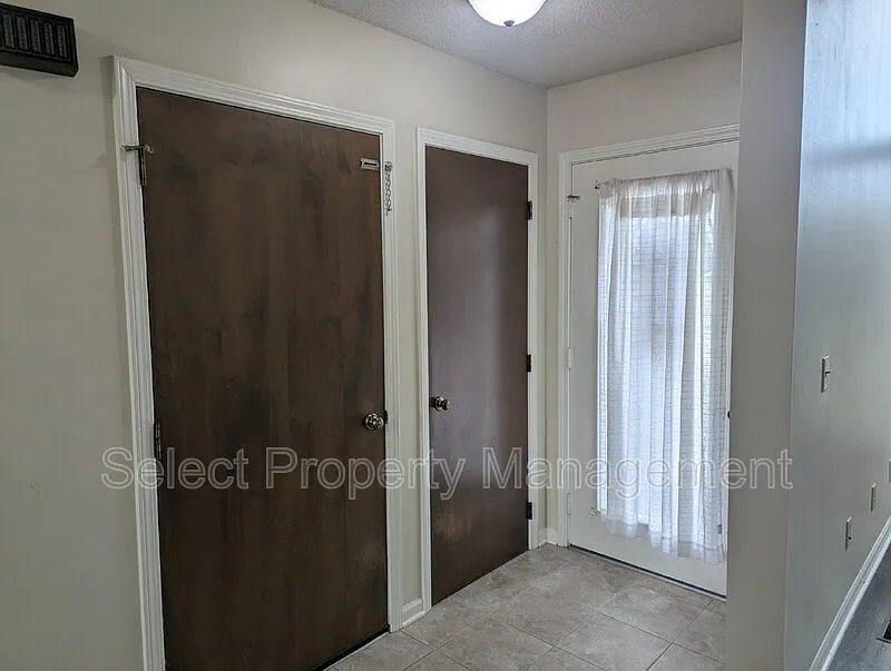 2 bed, 2.0 bath, 1412 sqft, $1,799 — Photo 3