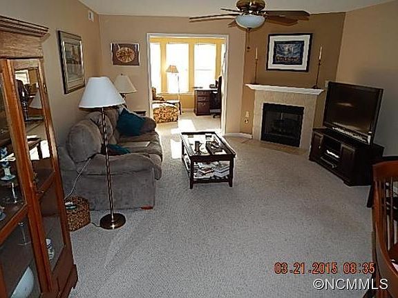 3rd image of 400 Deermouse Way