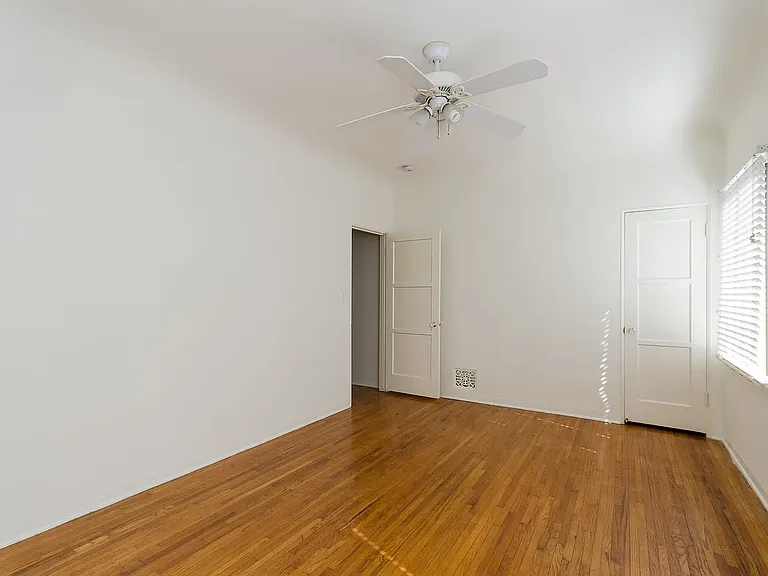 313 S Cochran Ave #313 — Photo 21