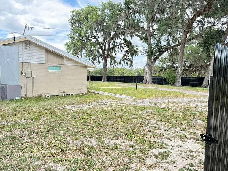 4235 Ryals Rd — Photo 38