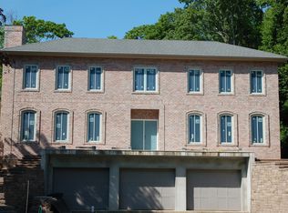 83 Chestnut Street, Englewood, NJ 07631
