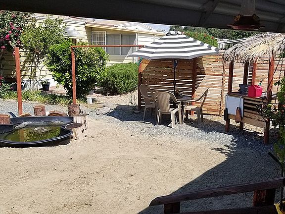 3rd image of 601 N Kirby St Space 9