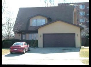 903 E Ardyce Lane #FL 1ST, Mount Prospect, IL 60056