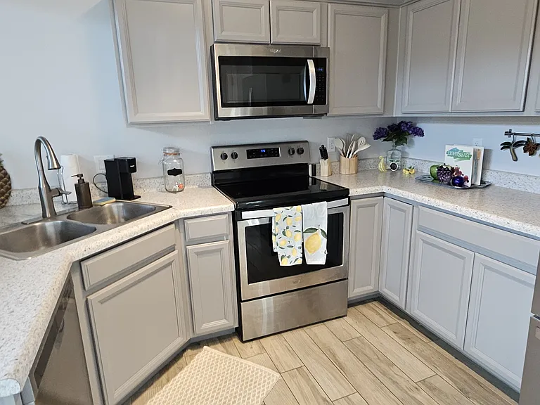 9435 N 59th Ave #3 — Photo 7