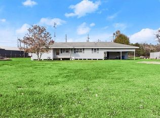 902 Roberts Ave, Jennings, LA 70546