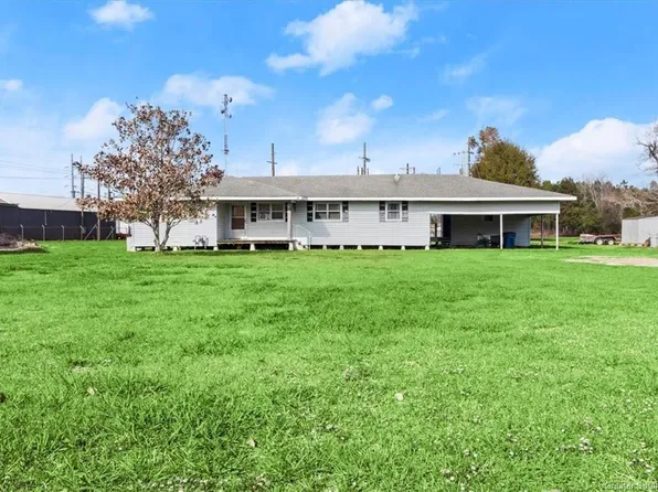 902 Roberts Ave, Jennings, LA 70546