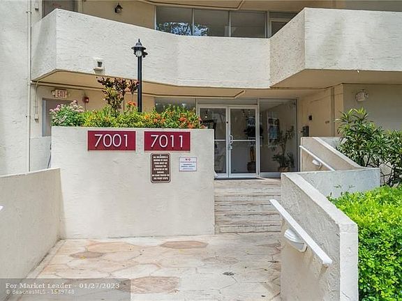3rd image of 7011 Environ Blvd APT 111