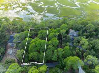 458 Porpoise Dr, Saint Helena Island, SC 29920