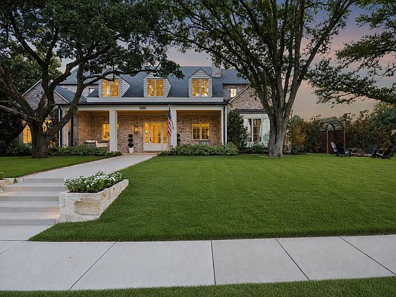 2nd image of 3205 Canyon Creek Dr