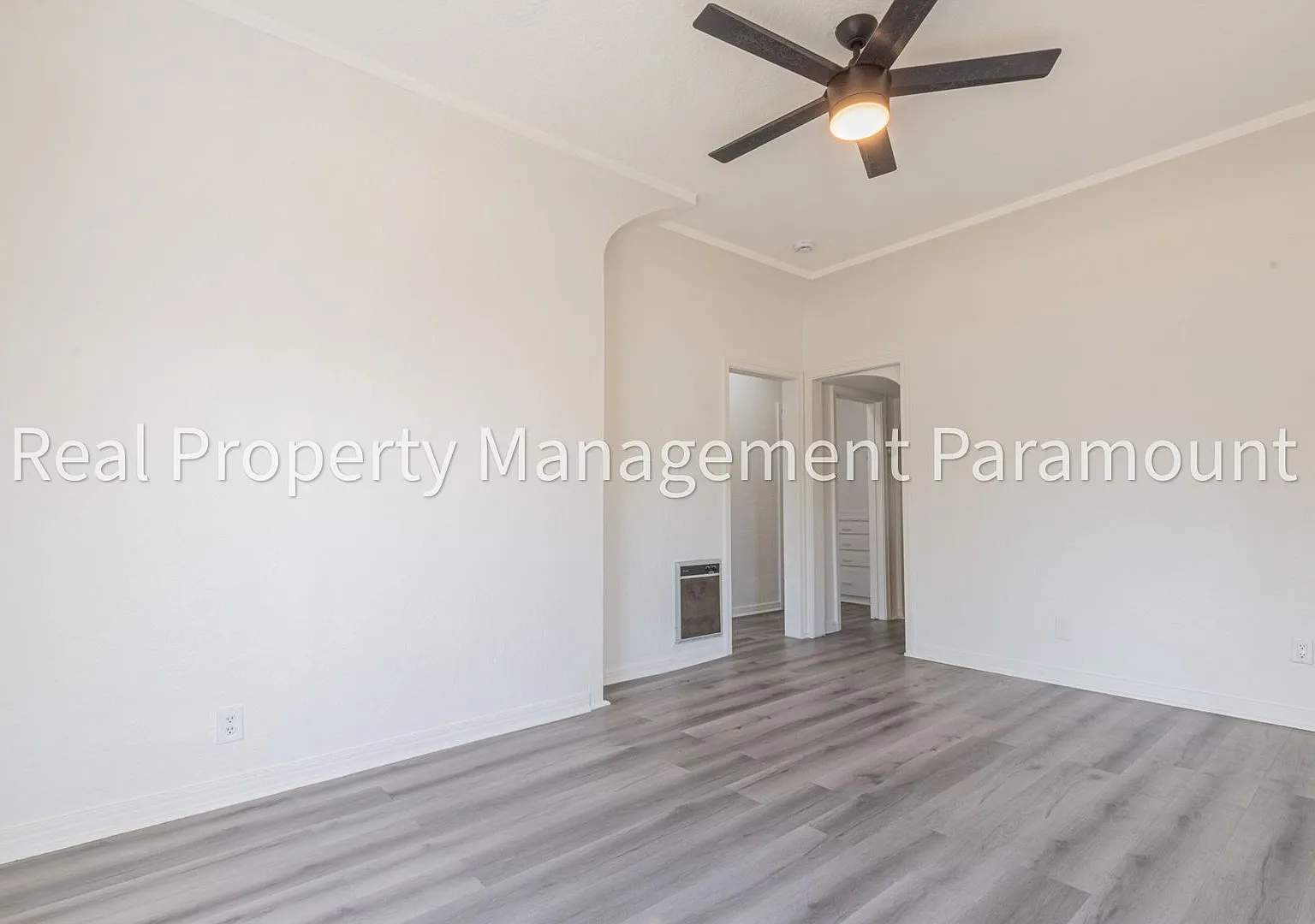 2757 Mansfield Ave — Photo 2