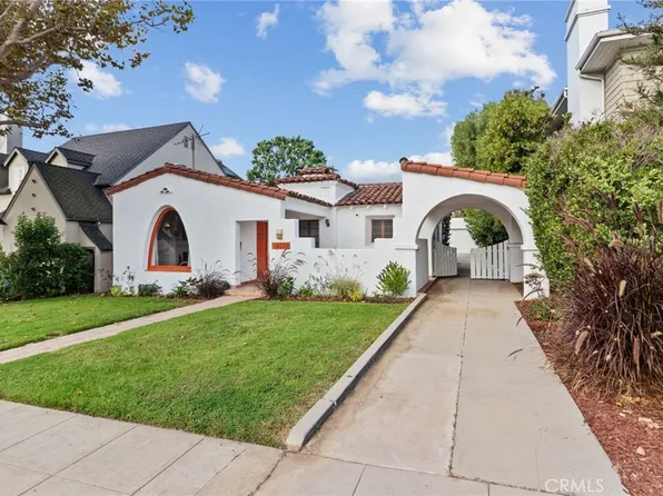 10571 Bradbury Rd, Los Angeles, CA 90064