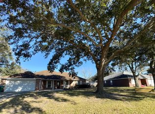 2513 Havard Rd, Ocean Springs, MS 39564