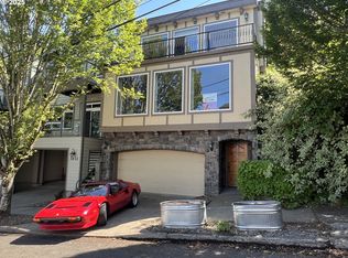 1616 SW Montgomery St, Portland, OR 97201