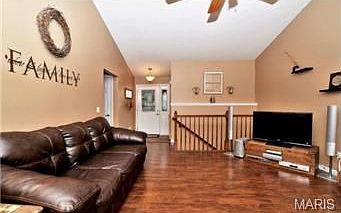 3rd image of 345 Essex Ct