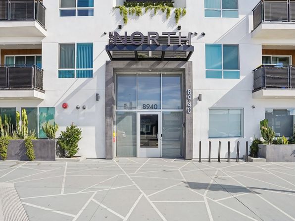 8940 Reseda Blvd #413