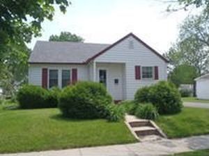 111 4th St S, Waterville, MN, 56096