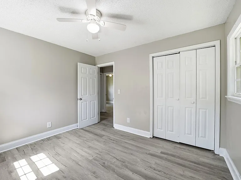6112 Nazarene Rd — Photo 12